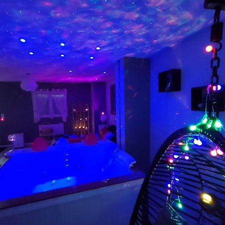 Loft Avec Baignoire Spa Lecrin Romantique Ochancourt Экстерьер фото