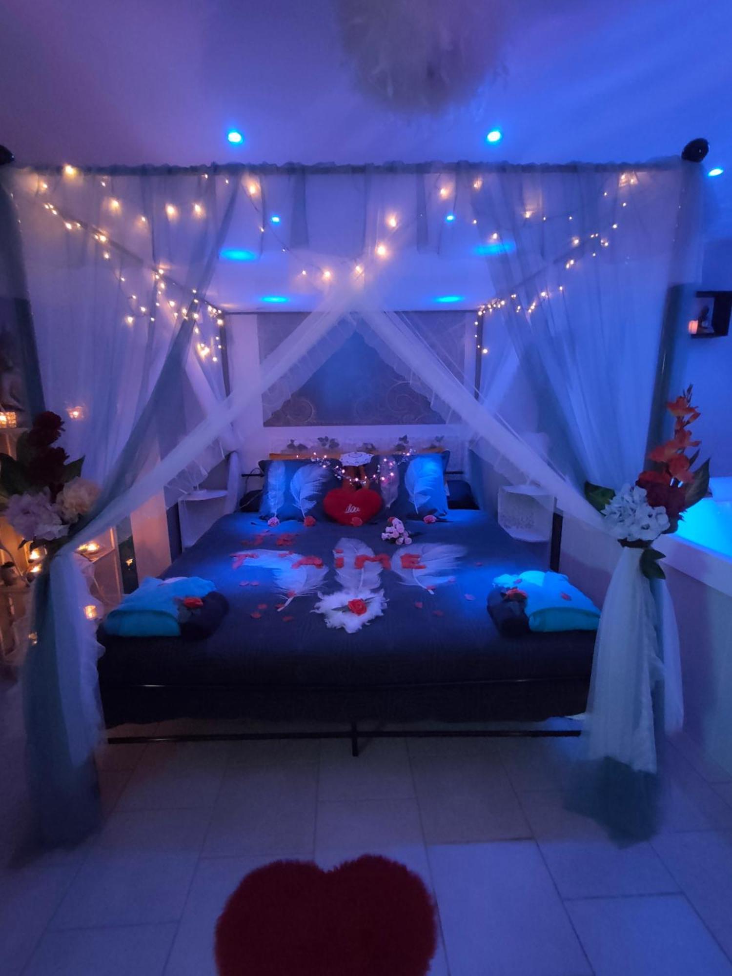 Loft Avec Baignoire Spa Lecrin Romantique Ochancourt Экстерьер фото